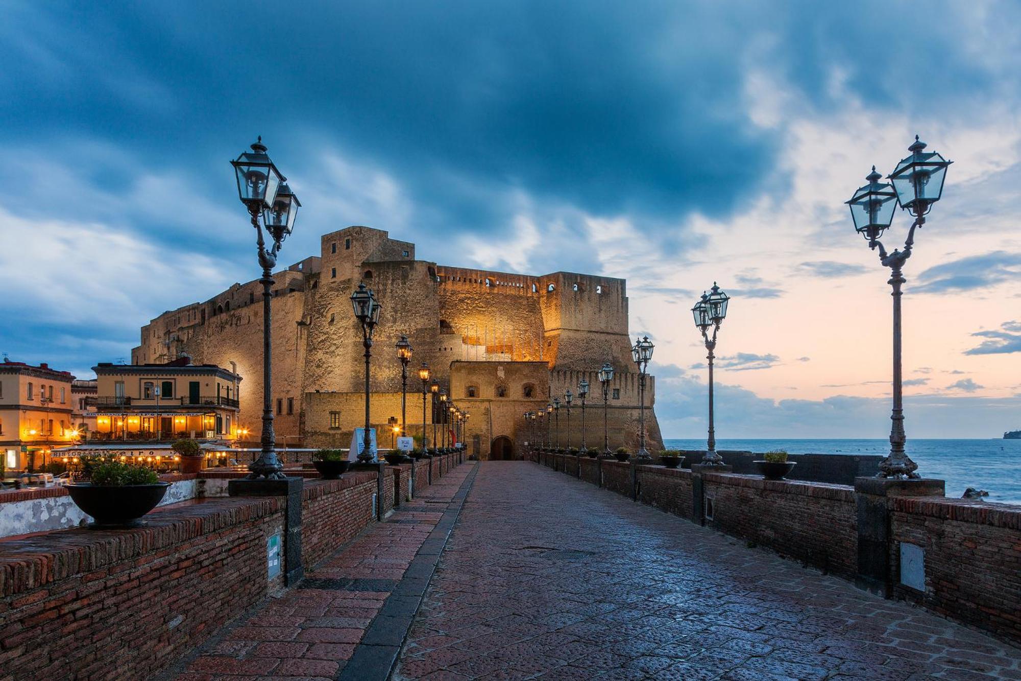 Toledostop Neapel Exterior foto The Castle of Ortona